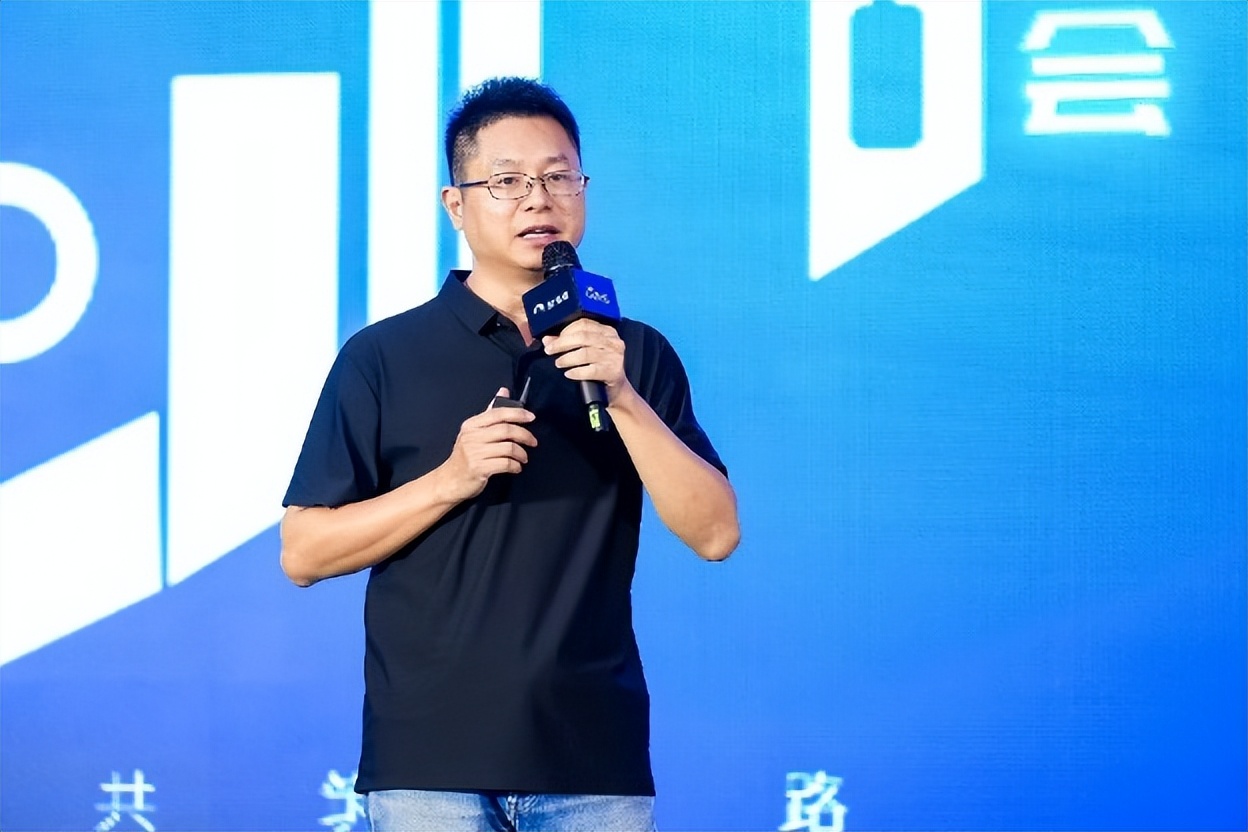Image 1: 异构计算+高性能低功耗NPU，高通正在推动终端侧生成式AI发展